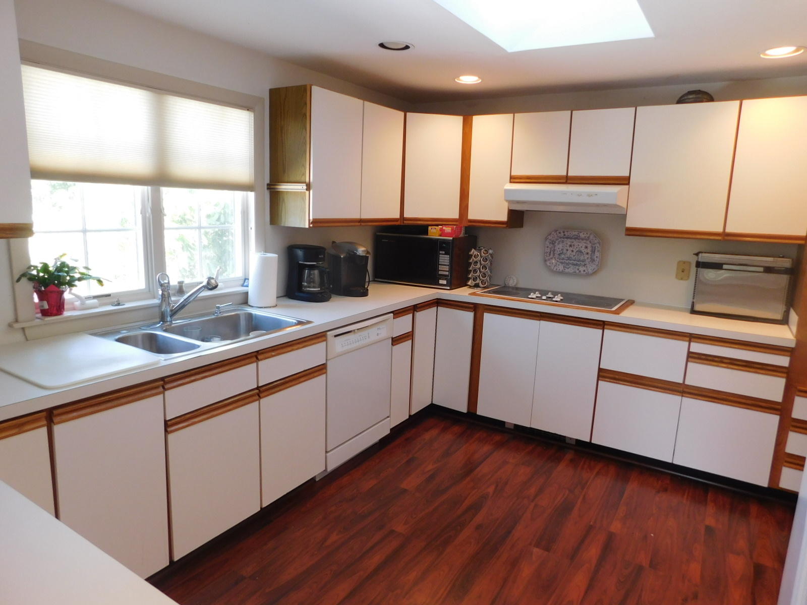 423 Shootflying Hill Road Centerville, MA 02632 - Photo 2 of 13 DSCN3858