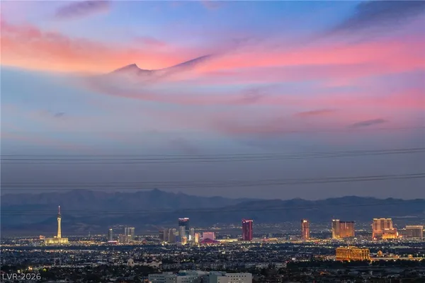 $675,000 | 654 Amethyst Point Way, Las Vegas, NV 89138