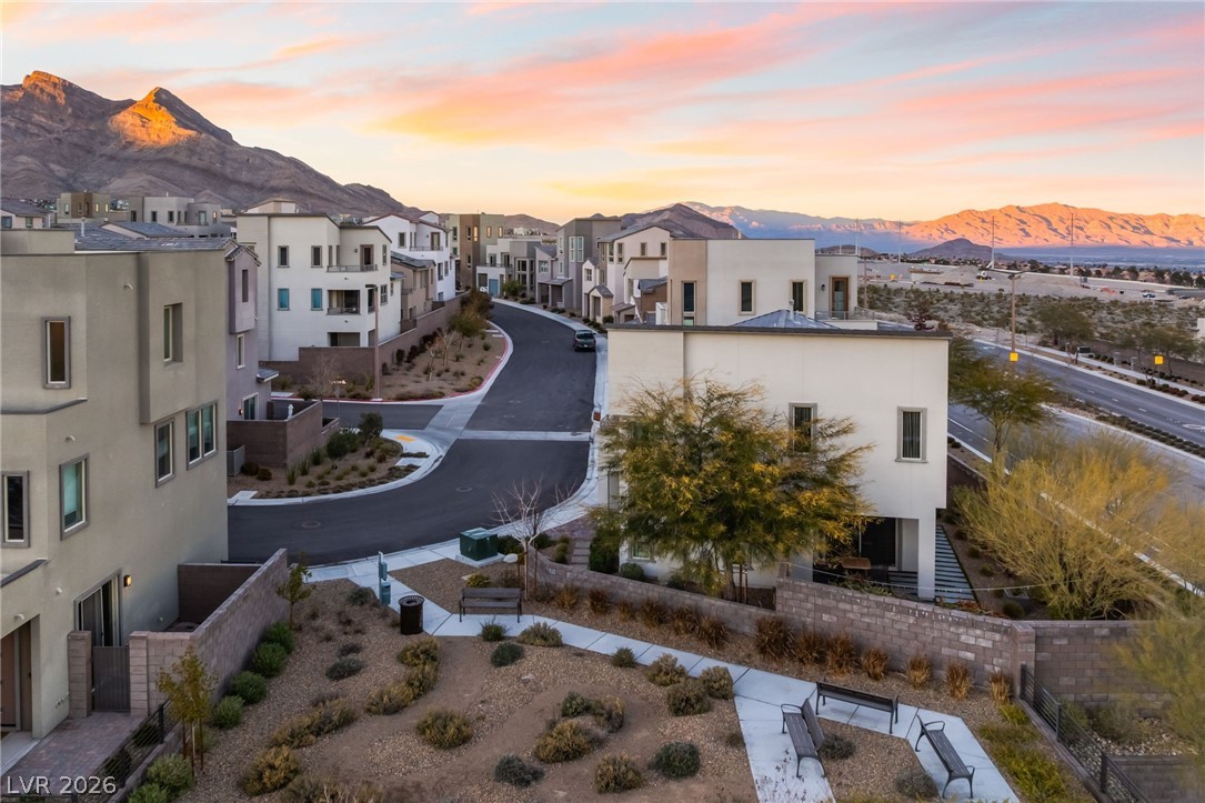 654 Amethyst Point Way Las Vegas, NV 89138 - Photo 42 of 50