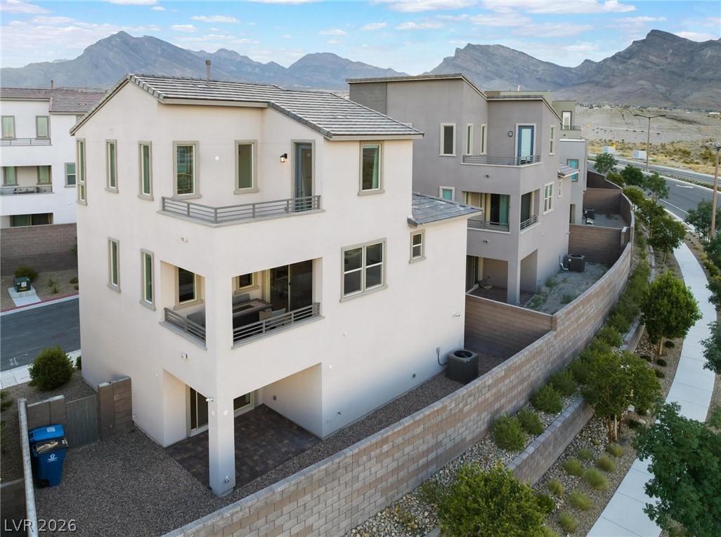 654 Amethyst Point Way Las Vegas, NV 89138 - Photo 10 of 50