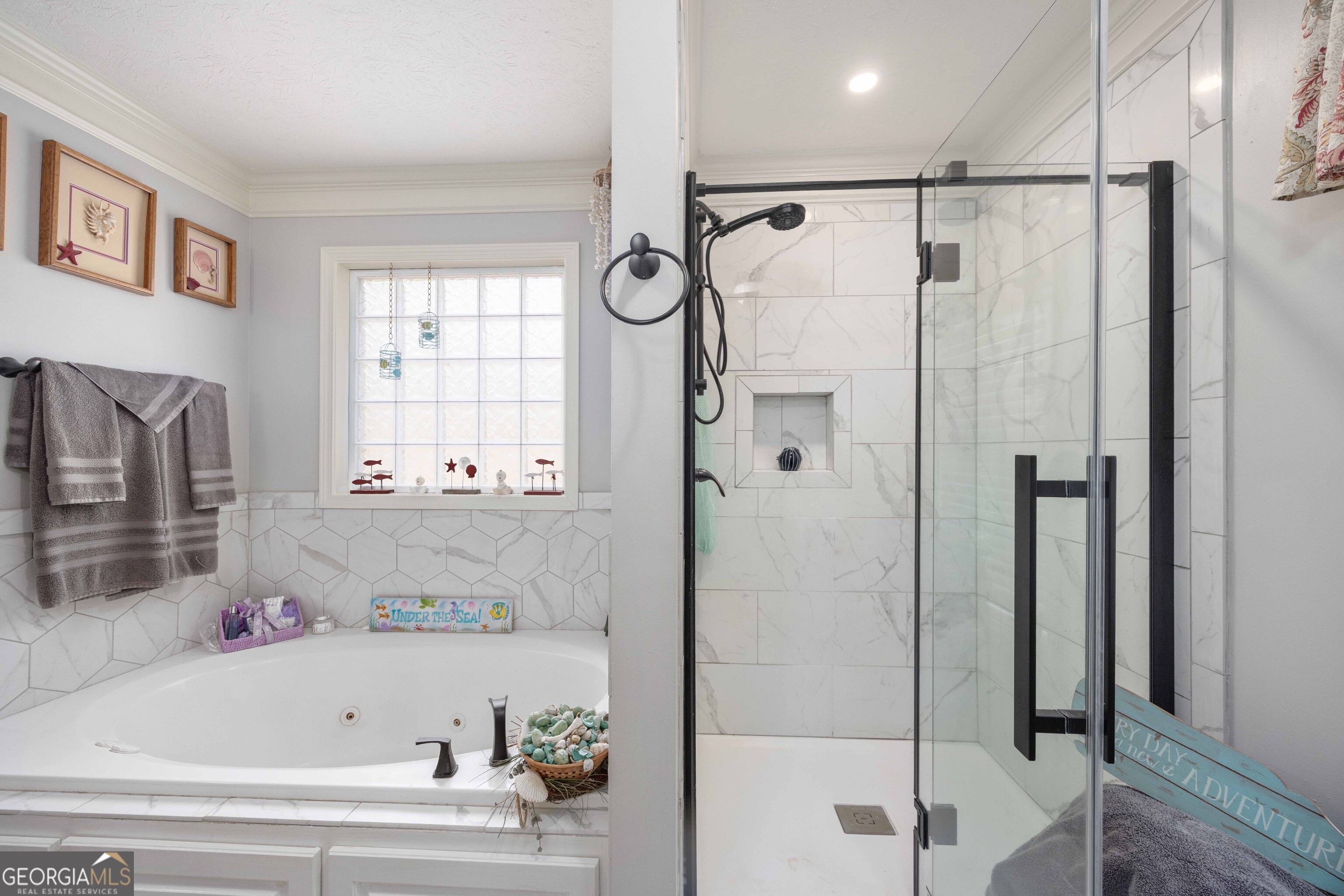 2083 Johnson Mill Road Hamilton, GA 31811 - Photo 14 of 30 a bathroom with a bathtub and a shower