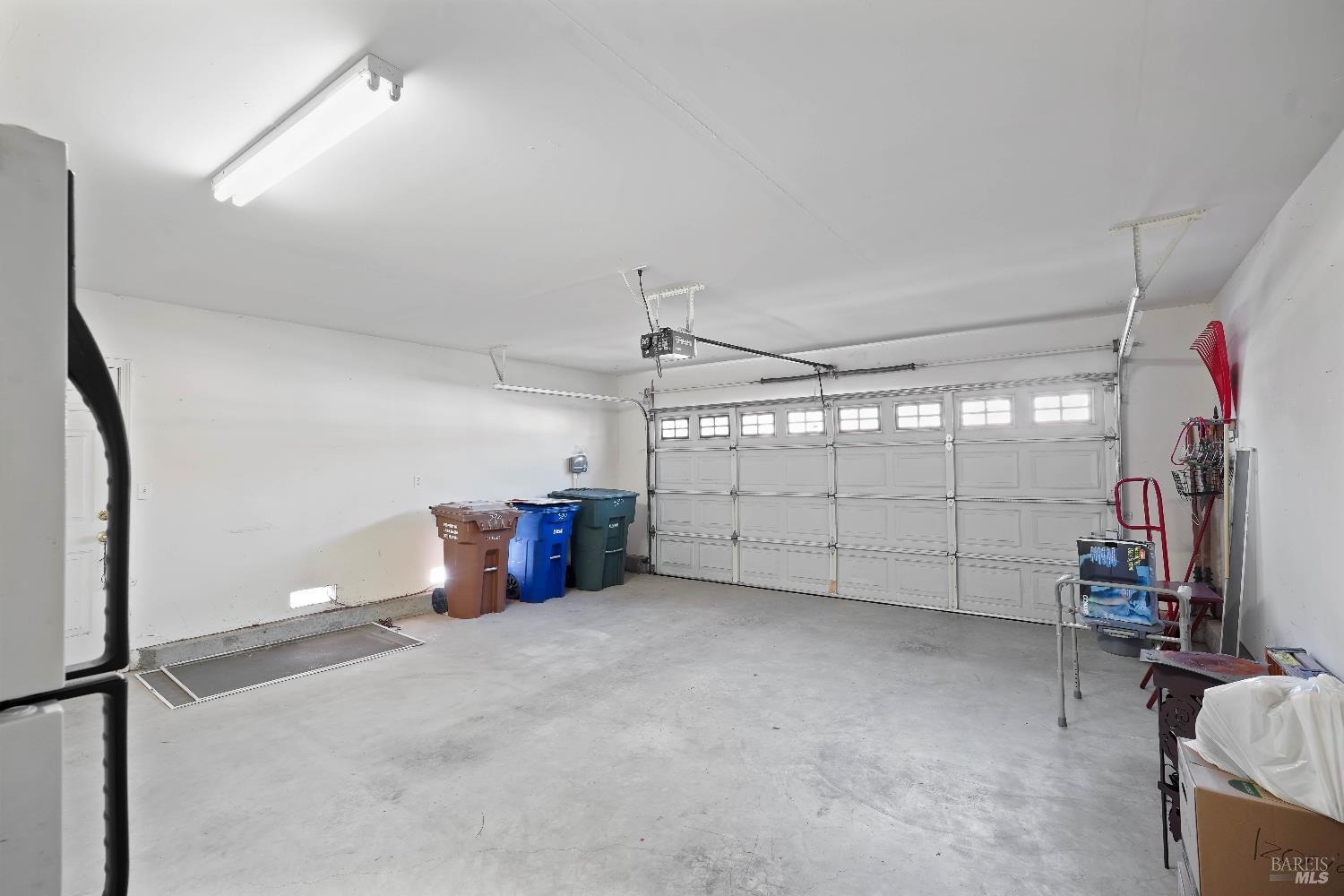 320 Spyglass Drive Rio Vista, CA 94571 - Photo 39 of 48 a view of a garage