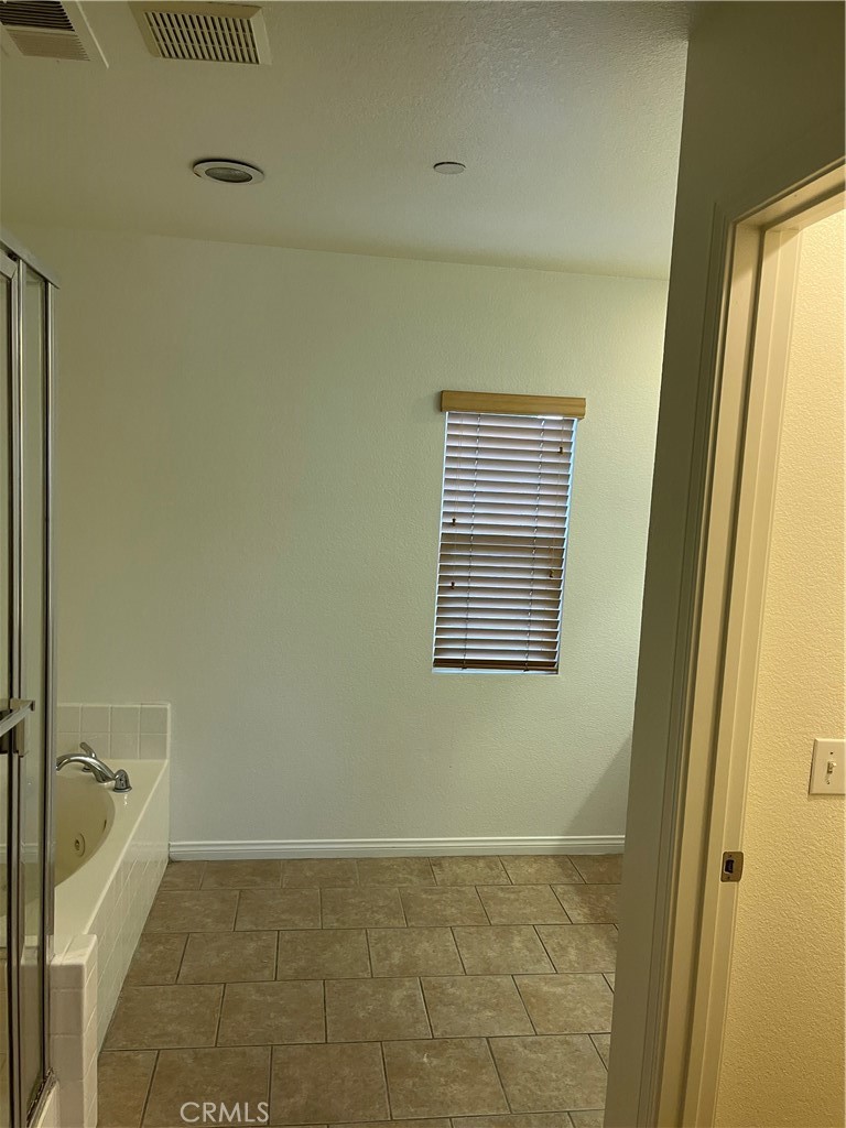4438 Leonard Court Riverside, CA 92501 - Photo 18 of 36 a view of a bathroom