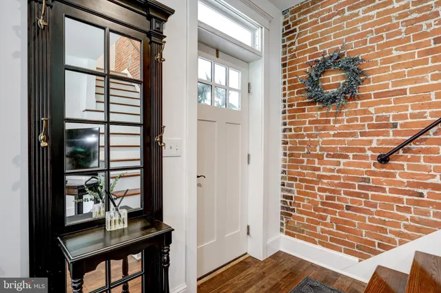 $2,350 | 354 New Holland Avenue, Lancaster, PA 17602