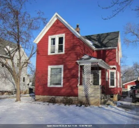 $219,900 | 1004 Wisconsin Avenue, North Fond du Lac, WI 54937