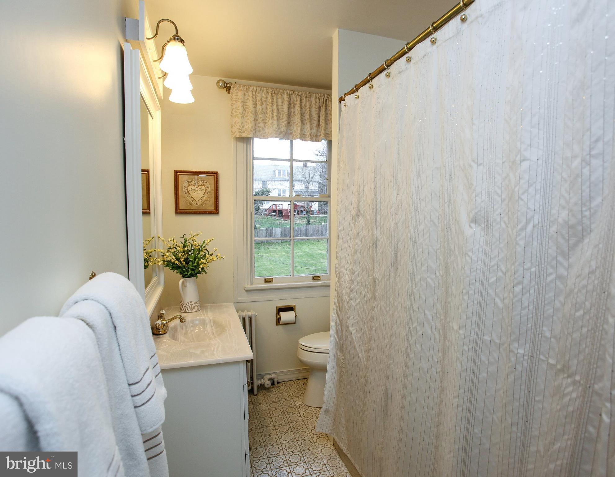 510 Old Orchard Road Baltimore, MD 21229 - Photo 16 of 30 Bedroom