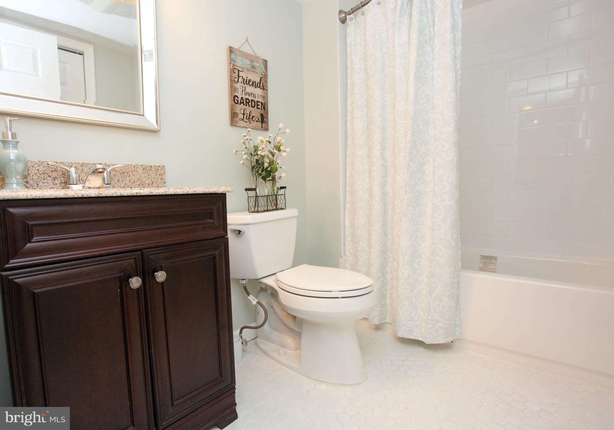 510 Old Orchard Road Baltimore, MD 21229 - Photo 27 of 30 Bath