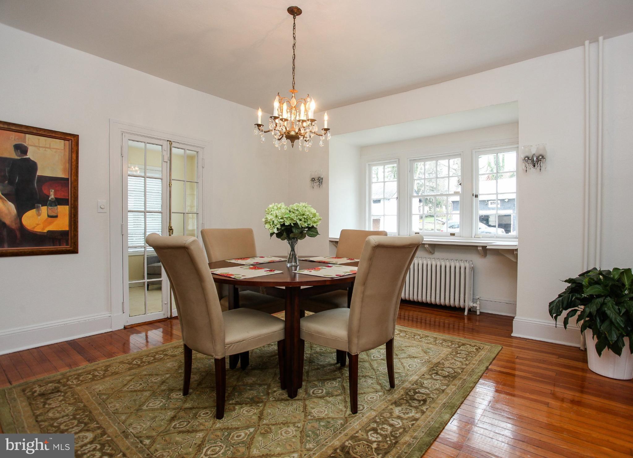 510 Old Orchard Road Baltimore, MD 21229 - Photo 7 of 30 Dining Room