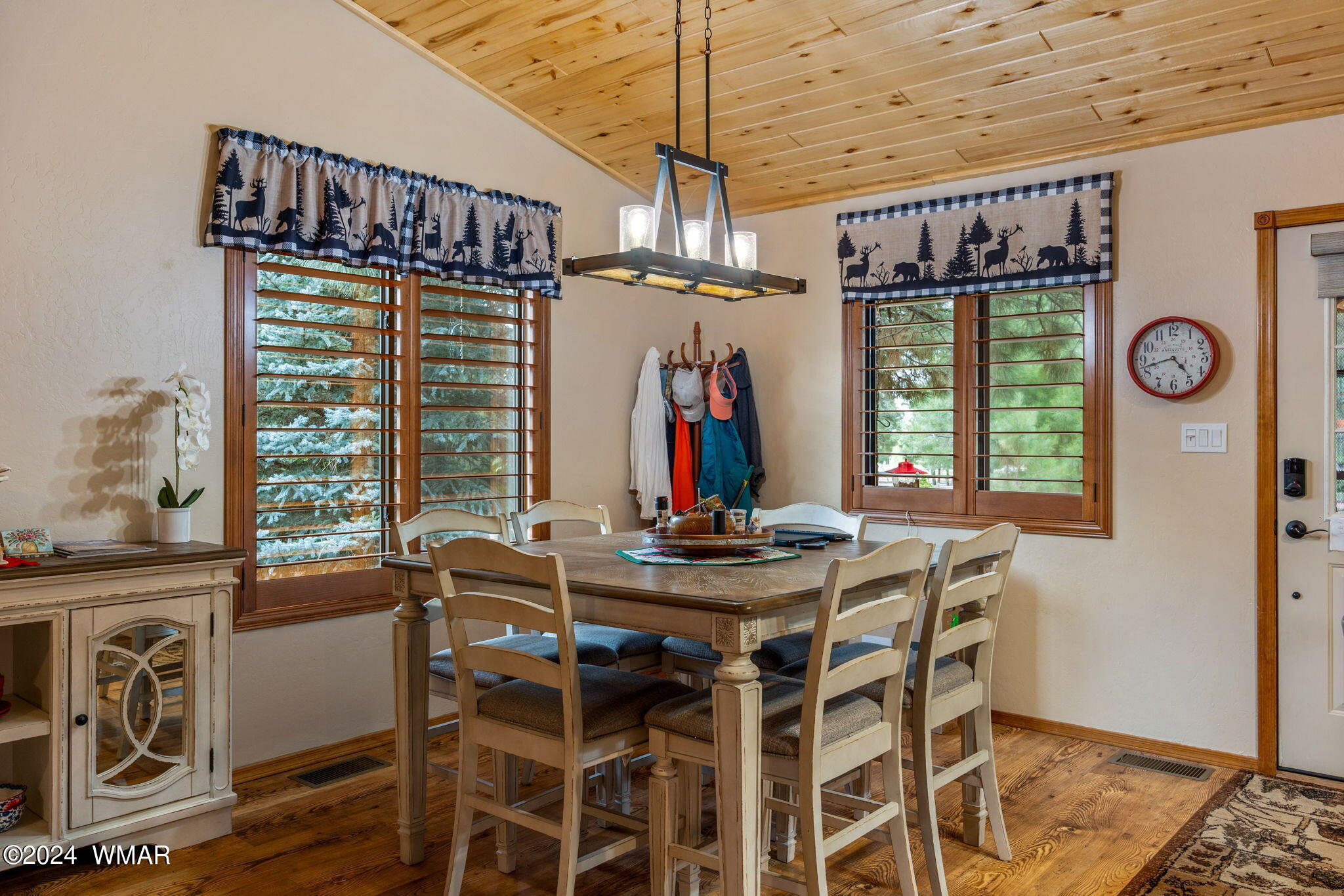 2685 Lodge Loop Overgaard, AZ 85933 - Photo 11 of 28 2685LodgeLoop-Overgaard-AZ-11
