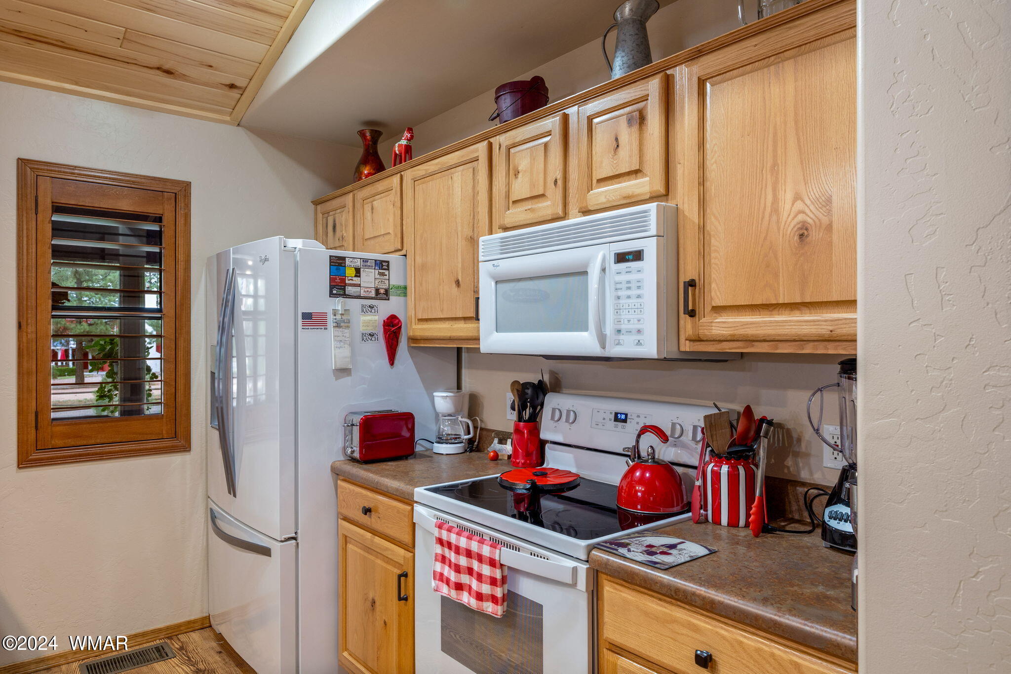 2685 Lodge Loop Overgaard, AZ 85933 - Photo 13 of 28 2685LodgeLoop-Overgaard-AZ-13