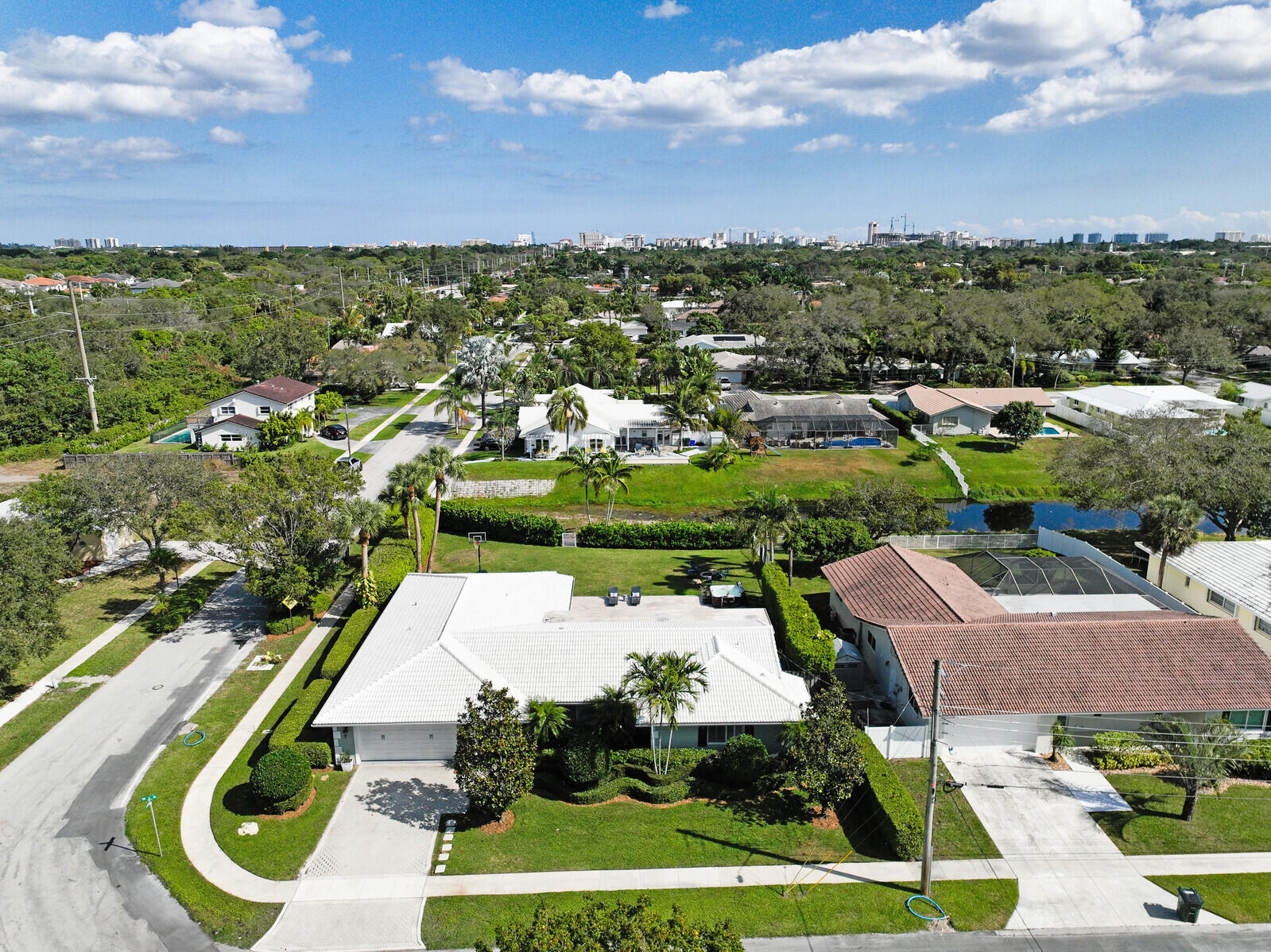 1098 West Royal Palm Road Boca Raton, FL 33486 - Photo 3 of 35 Large Corner Lot