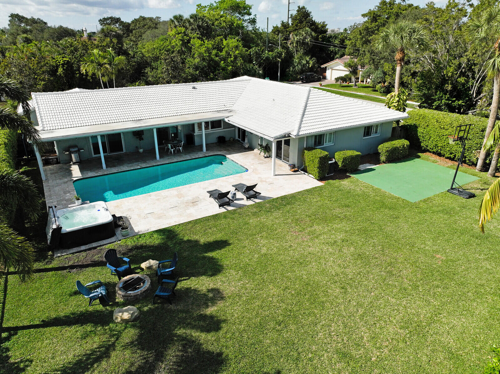 1098 West Royal Palm Road Boca Raton, FL 33486 - Photo 5 of 35 Entertain Here!