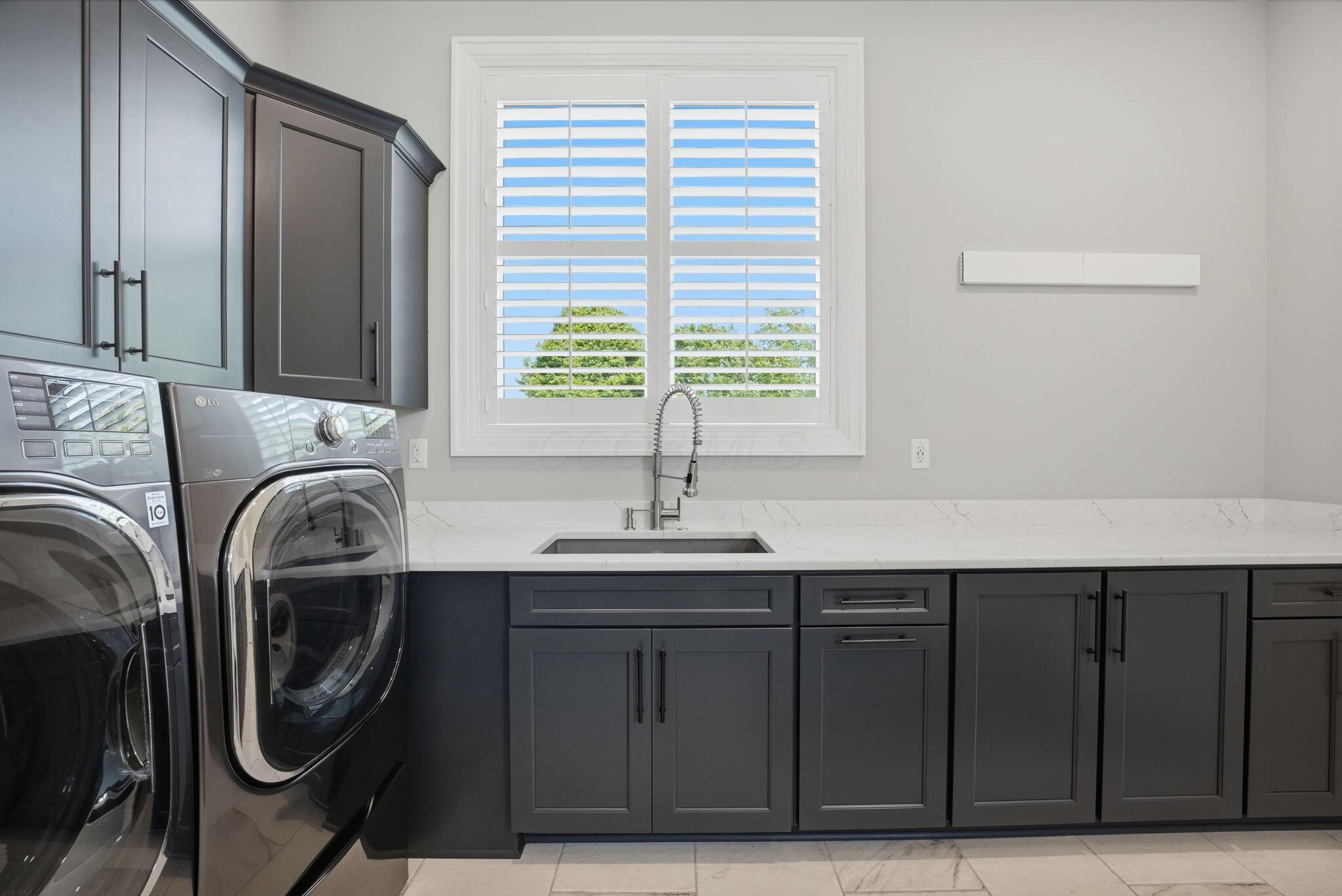 10122 Concord Road Dublin, OH 43017 - Photo 40 of 119 Laundry / Mudroom