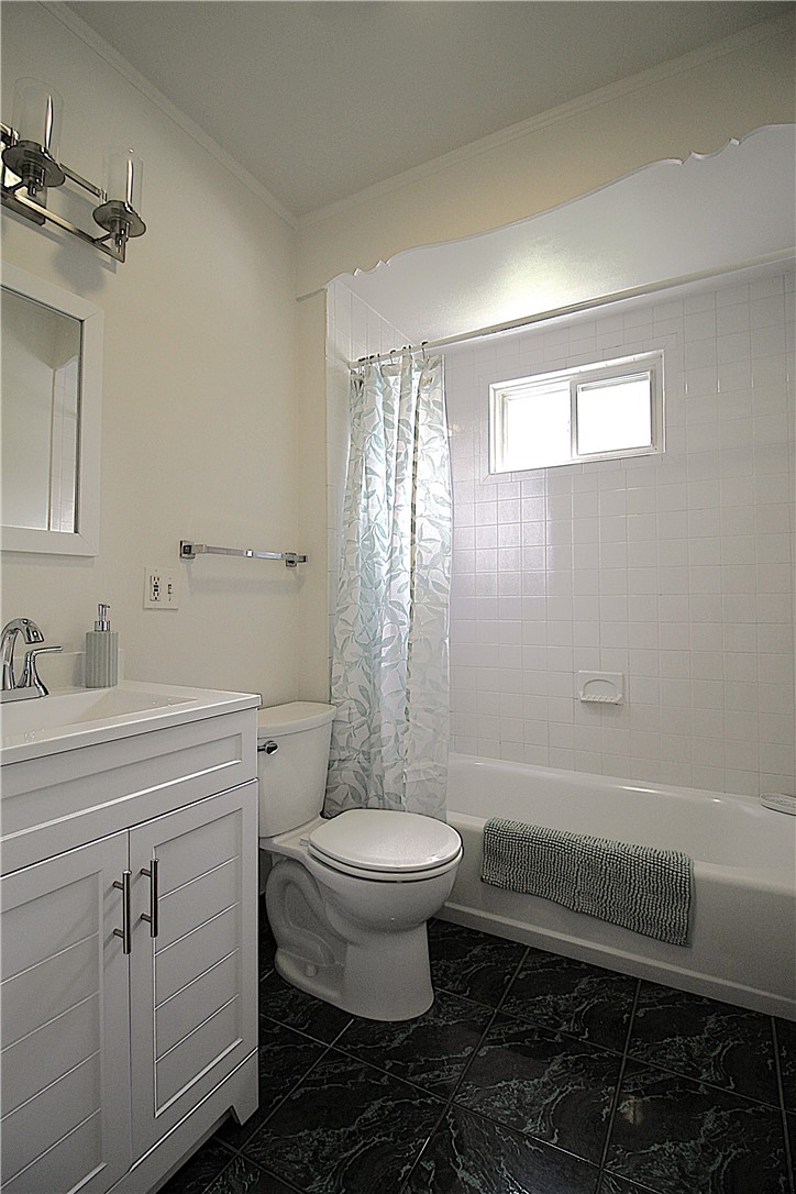125 Field Street Rochester, NY 14620 - Photo 23 of 28