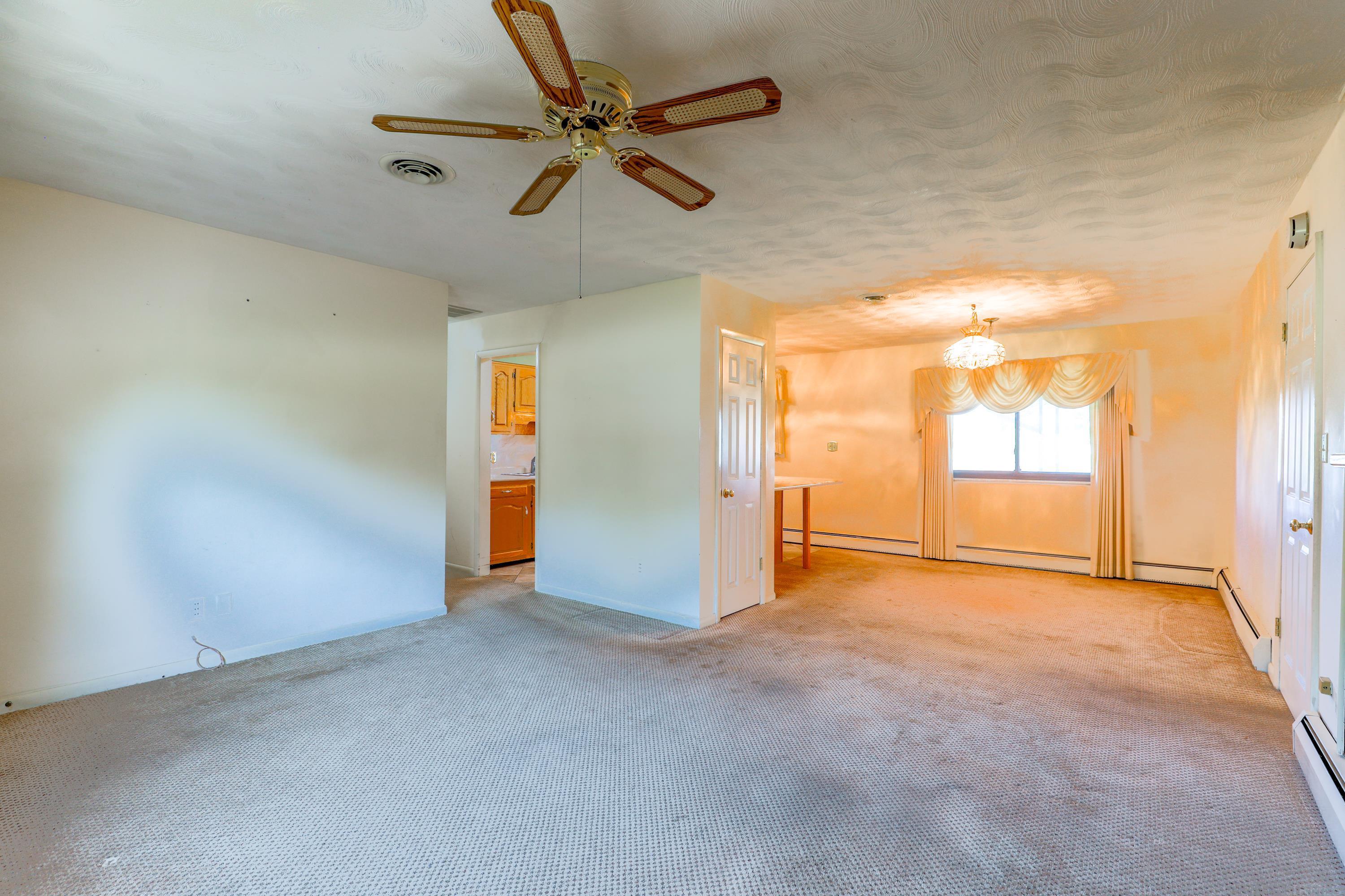 351 East Dustman Road Bluffton, IN 46714 - Photo 7 of 36 Gallery Image 7