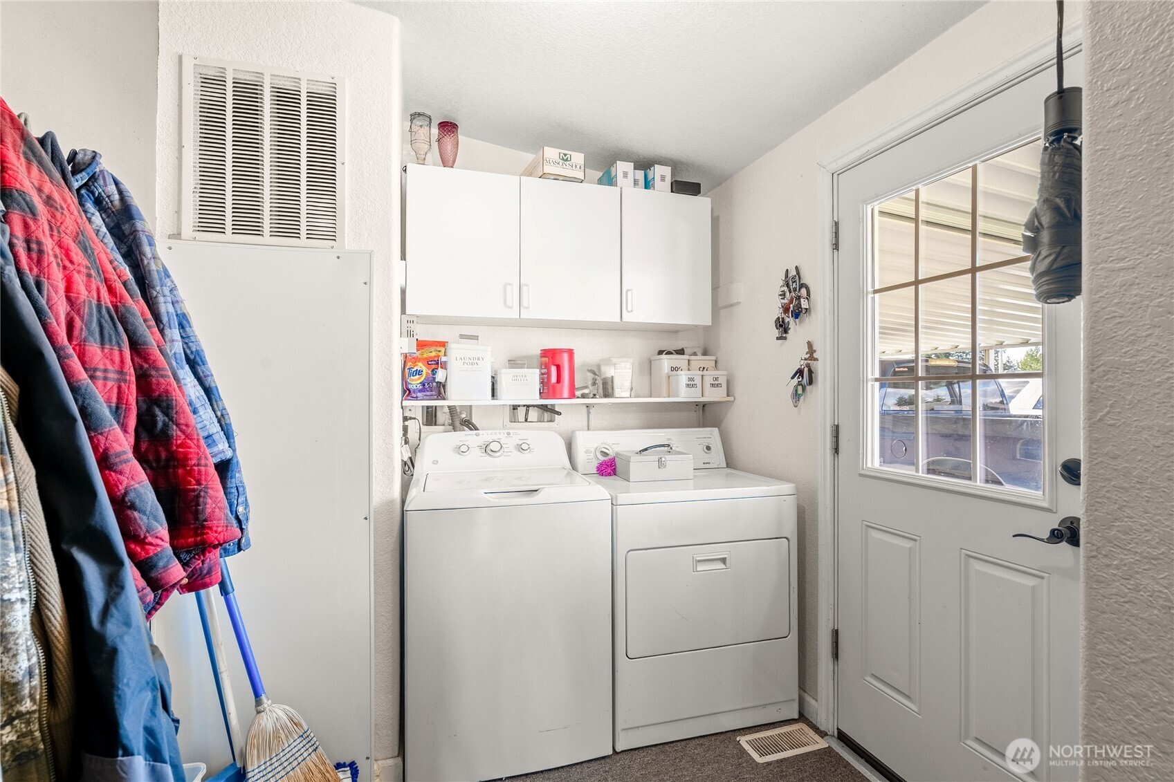 16826 Sheldon Lane Southwest Rochester, WA 98579 - Photo 18 of 40