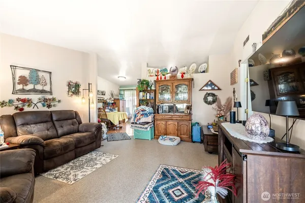 $799,900 | 16826 Sheldon Lane Southwest, Rochester, WA 98579