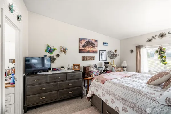 $799,900 | 16826 Sheldon Lane Southwest, Rochester, WA 98579