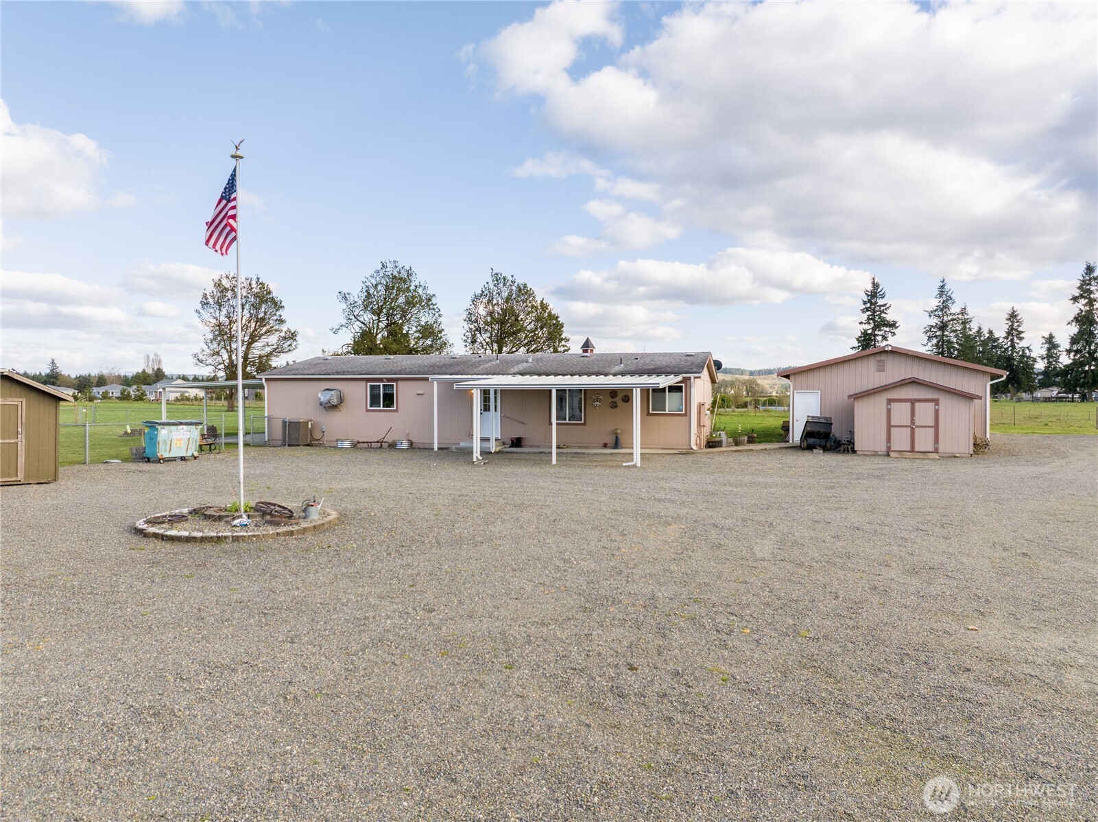 16826 Sheldon Lane Southwest Rochester, WA 98579 - Photo 4 of 40