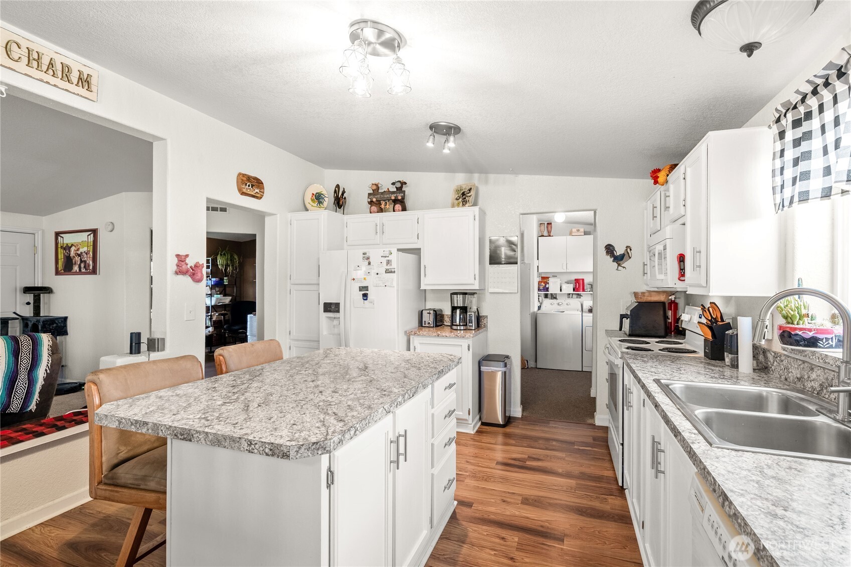 16826 Sheldon Lane Southwest Rochester, WA 98579 - Photo 7 of 40