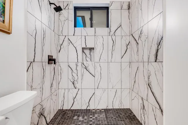 $4,995,000 | 837 Anapuni Loop, Lahaina, HI 96761