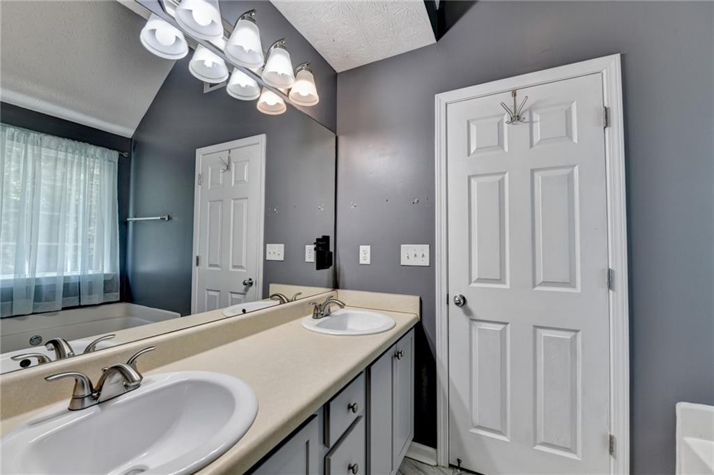 547 Michael Circle Monroe, GA 30655 - Photo 21 of 42