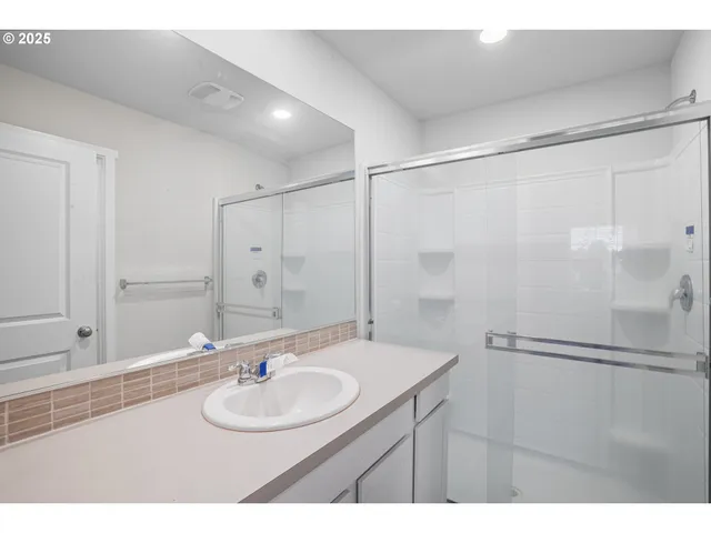 $372,000 | 11529 Northeast 28th Street, Vancouver, WA 98684