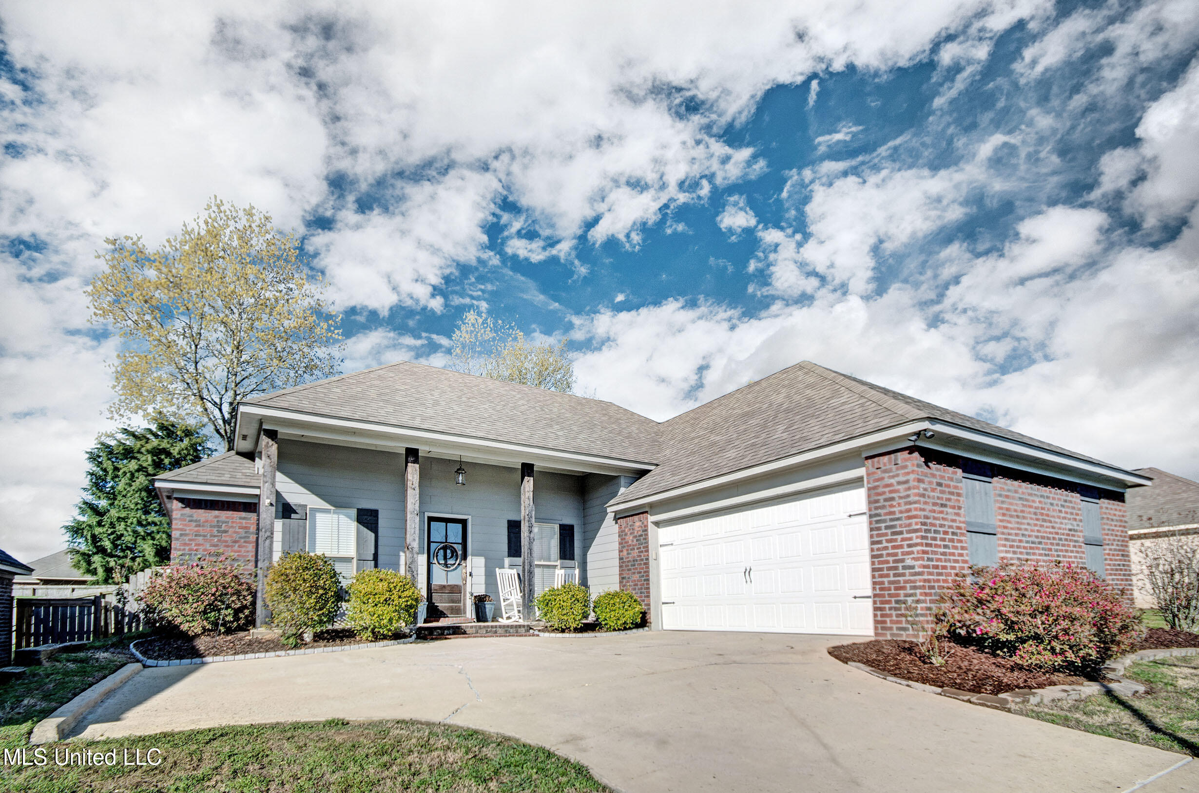 631 Greenfield Ridge Drive Brandon, MS 39042 - Photo 1 of 23 Front of Home