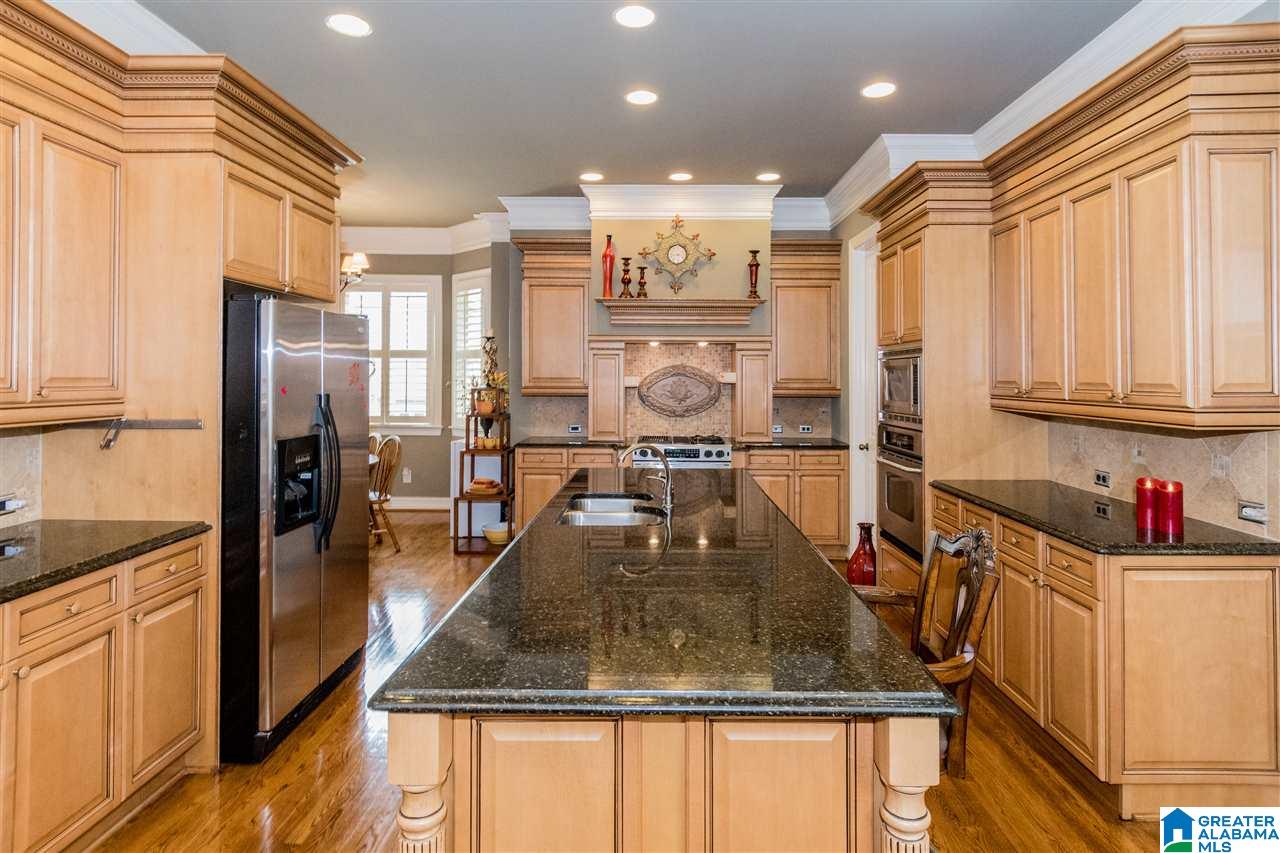 1423 Scout Ridge Drive Birmingham, AL 35244 - Photo 10 of 39