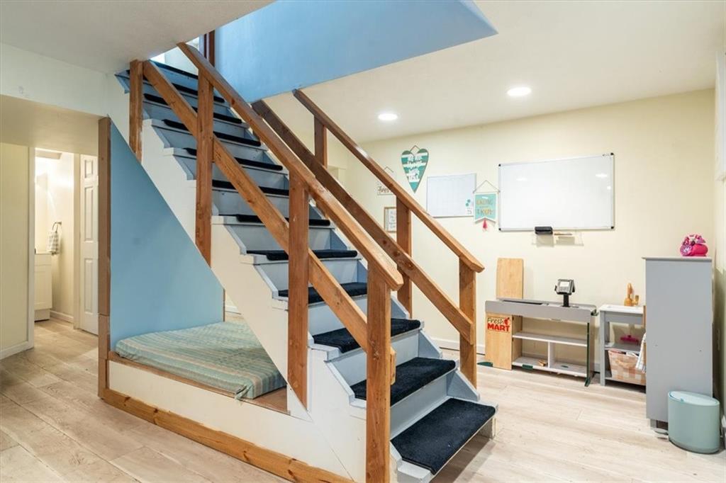 12490 Adams Drive Irwin, PA 15642 - Photo 18 of 33 a view of entryway and hall