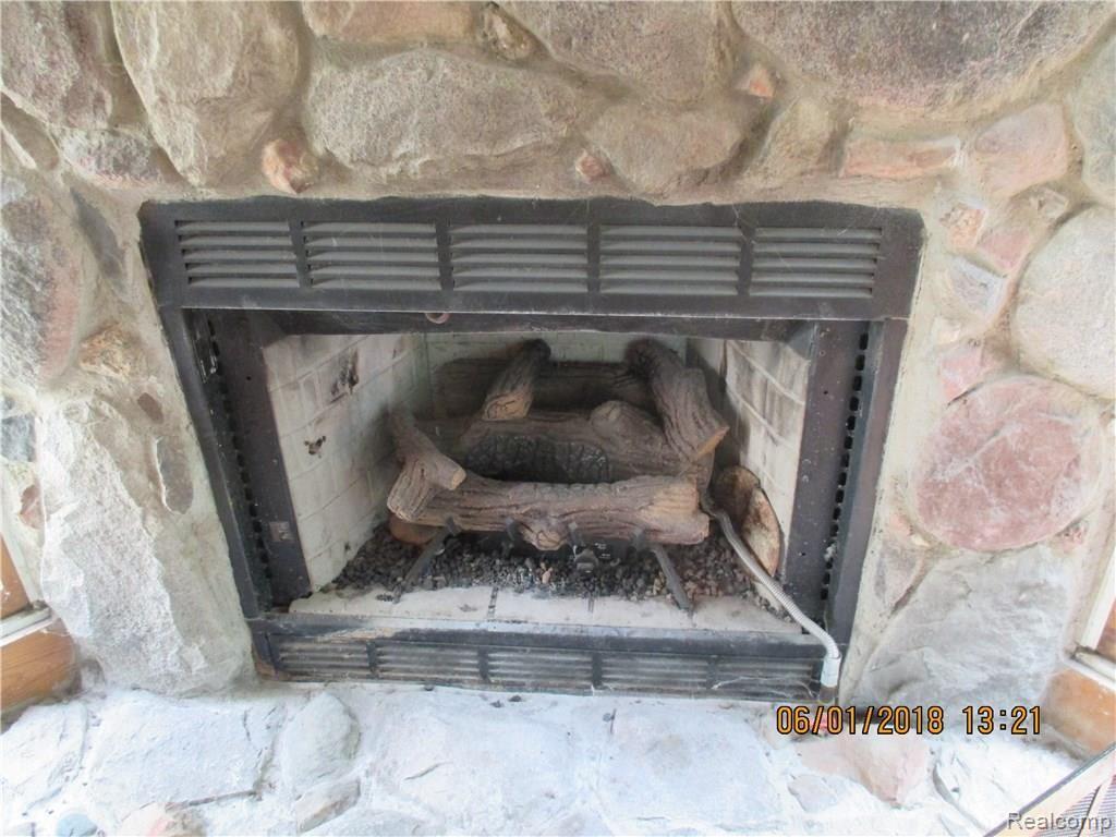 4949 Millis Road North Branch, MI 48461 - Photo 10 of 24 IMG_3182.JPG