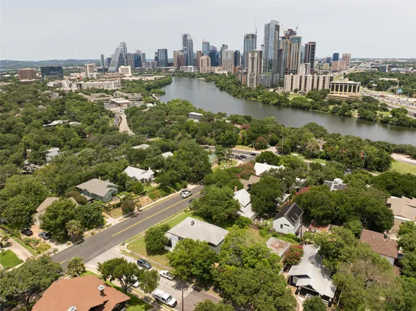 $795,000 | 1107 Travis Heights Boulevard, Austin, TX 78704