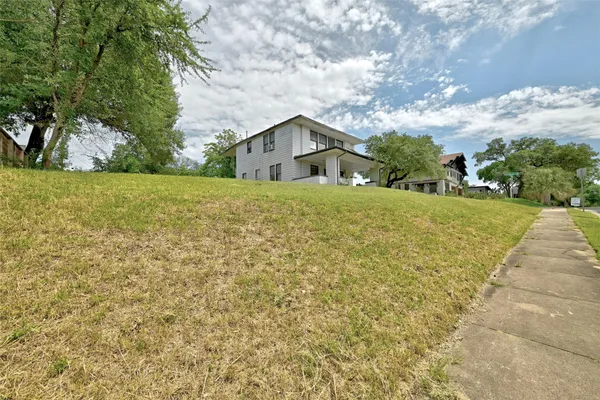 $795,000 | 1107 Travis Heights Boulevard, Austin, TX 78704