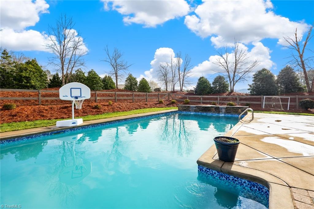 125 Mountain Ridge Court King, NC 27021 - Photo 38 of 41 Gallery Image 38