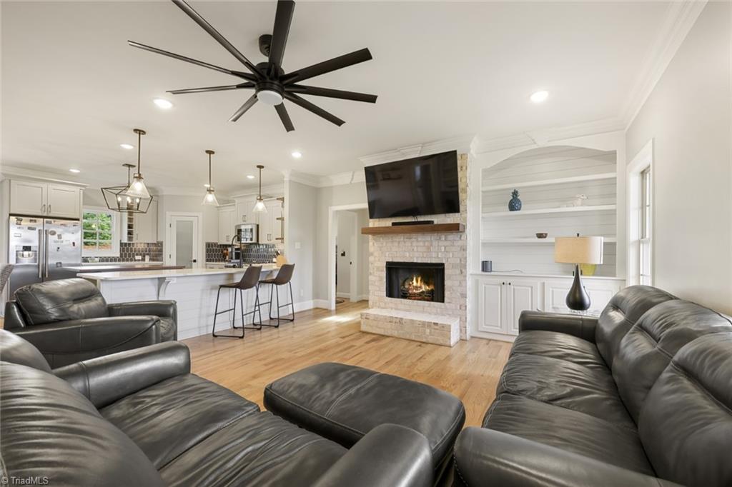 125 Mountain Ridge Court King, NC 27021 - Photo 5 of 41 Gallery Image 5