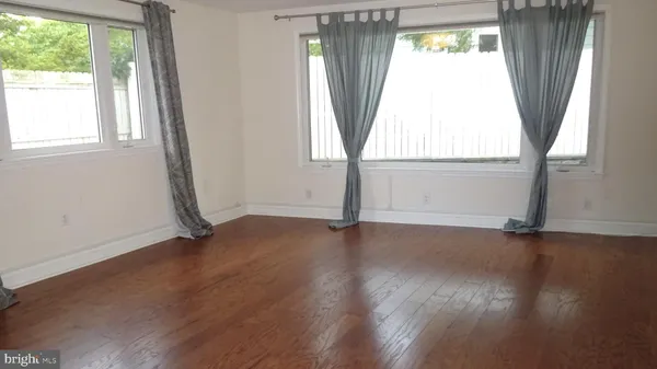 $5,100 | 9804 Broad Street, Bethesda, MD 20814