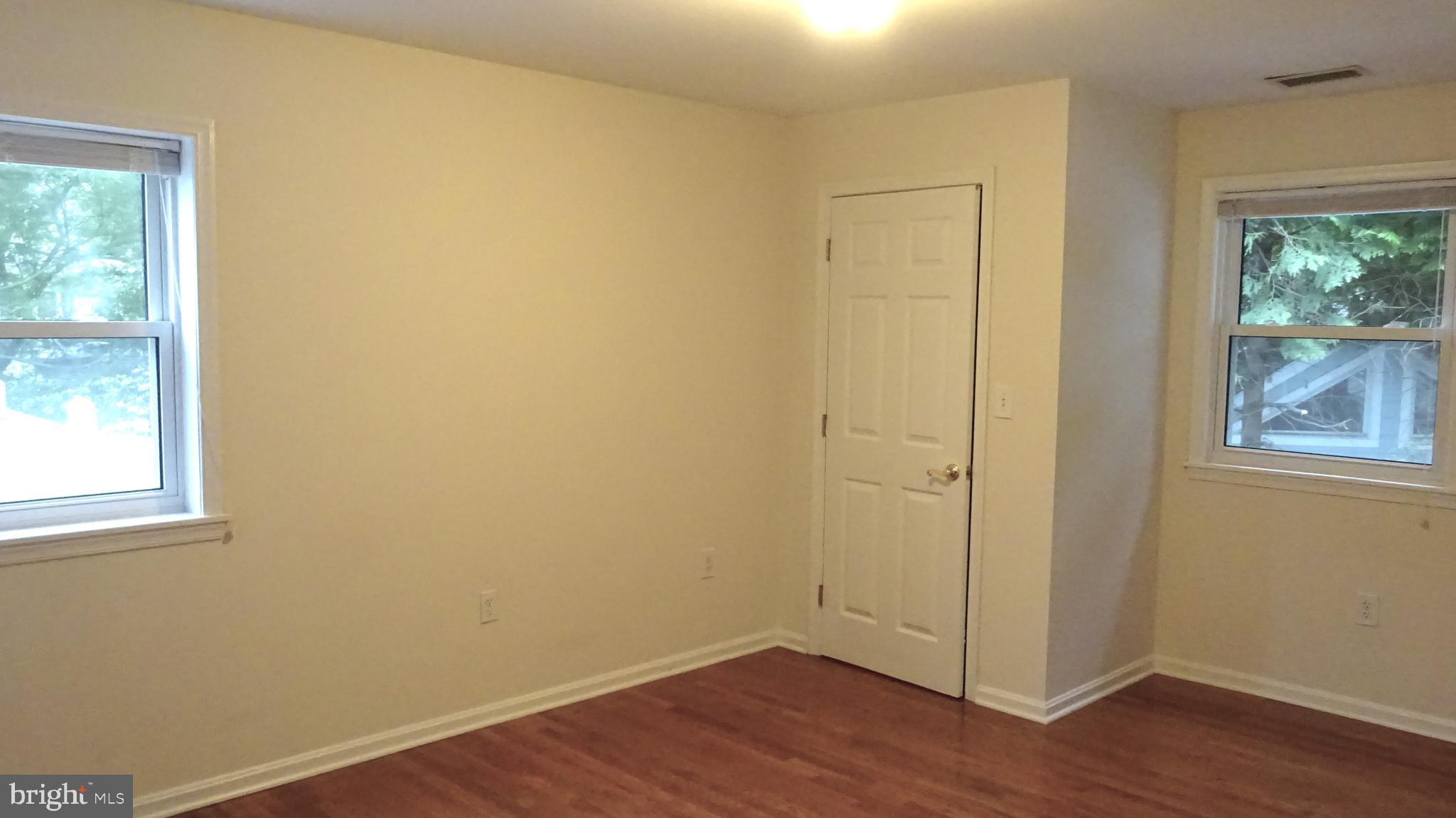 9804 Broad Street Bethesda, MD 20814 - Photo 18 of 21