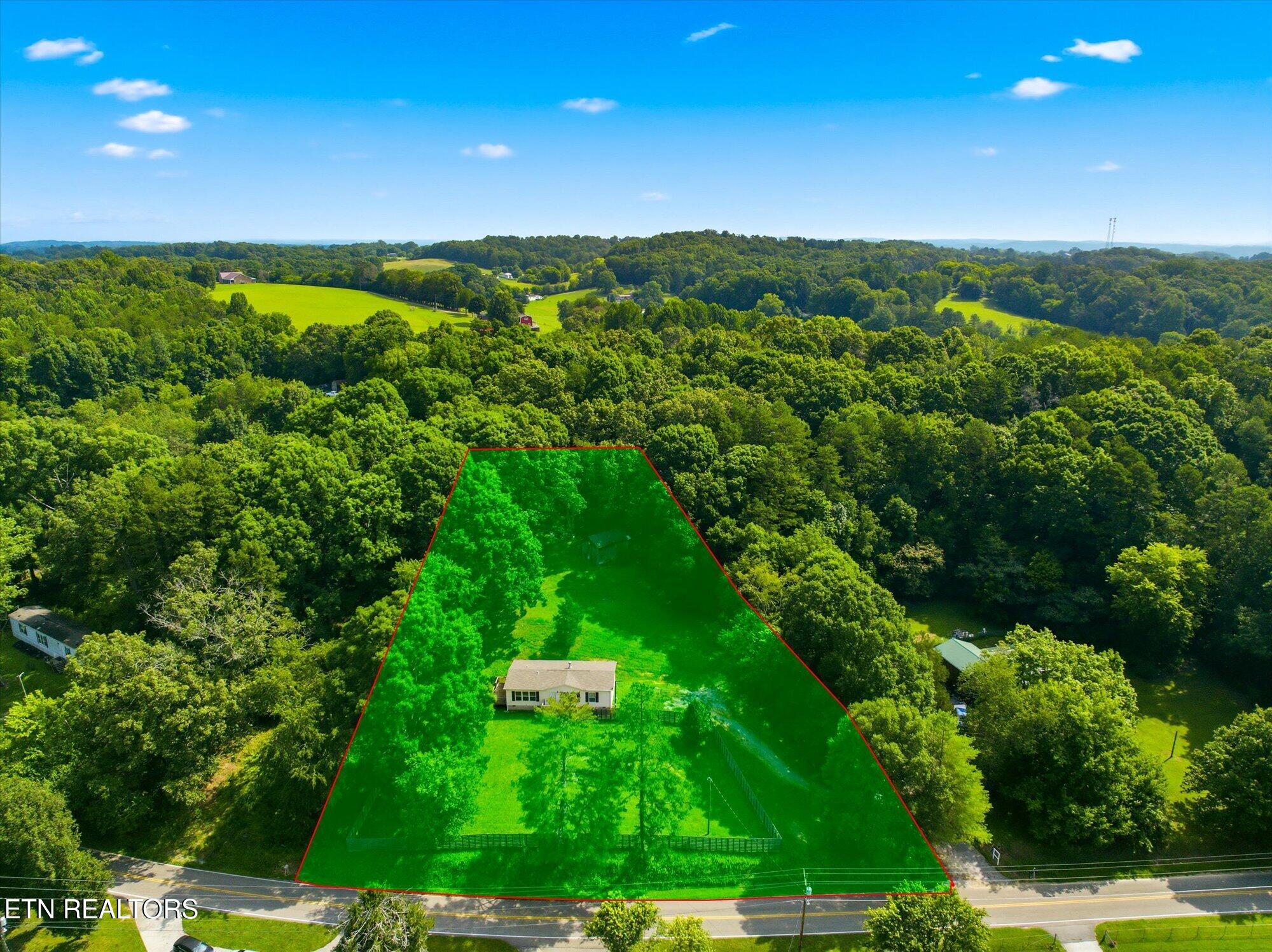 17735 Vonore Road Loudon, TN 37774 - Photo 27 of 31 27-17735-Vonore-Rd-Loudon-TN-27