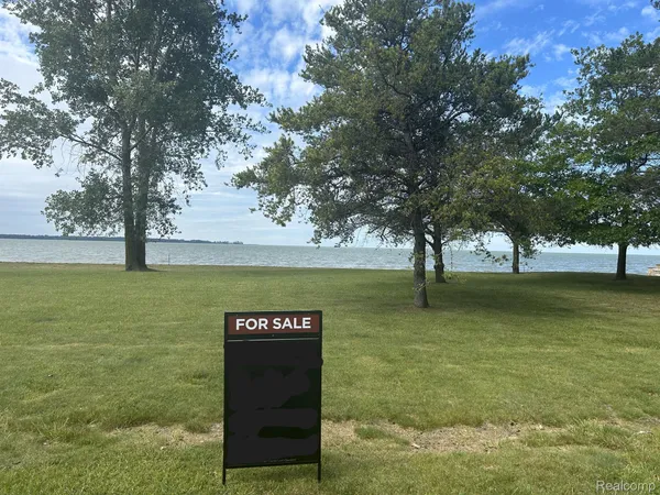$249,900 | 9859 Sunset Boulevard, Pigeon, MI 48755