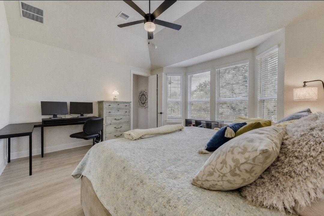 154 Kimble Creek Loop Kyle, TX 78640 - Photo 8 of 20 Spacious Primary Bedroom