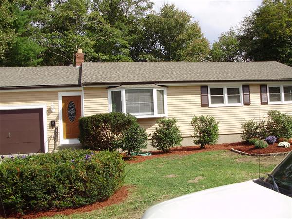 4 Janet Road Randolph, MA 02368 - Photo 2 of 26 Gallery Image 2