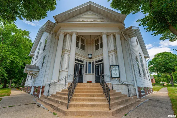 $100,000 | 223 West Cooke Street, Mount Pulaski, IL 62548