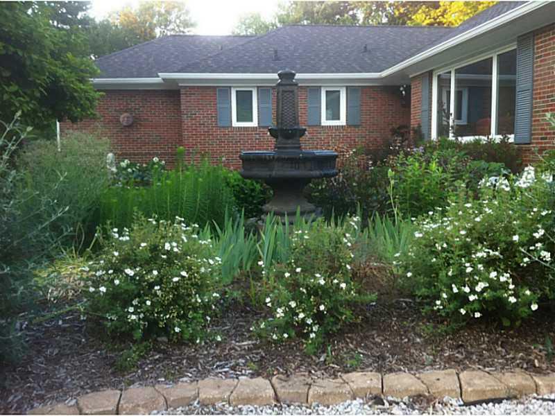 6660 Spring Mill Road Indianapolis, IN 46260 - Photo 5 of 19 Gallery Image 5