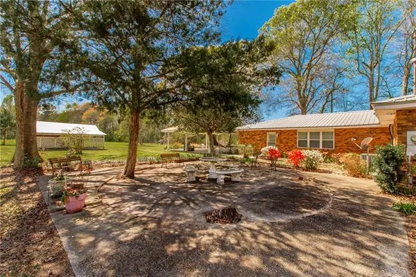 $250,000 | 59138 Spring Valley Road, Bogalusa, LA 70427