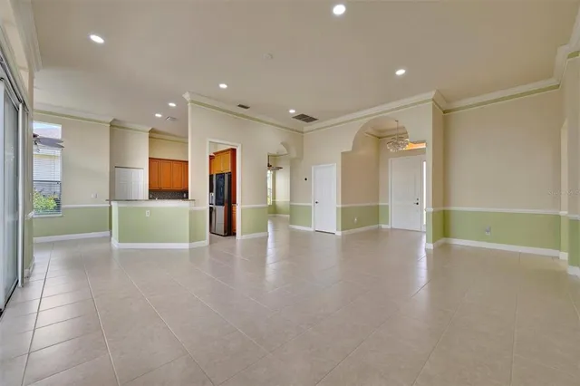 $2,885 | 6507 37th Street East, Sarasota, FL 34243