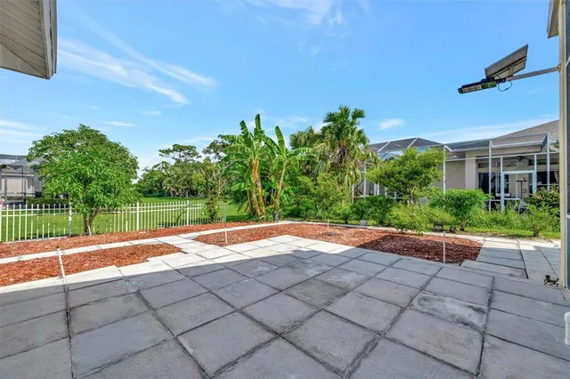 $2,885 | 6507 37th Street East, Sarasota, FL 34243