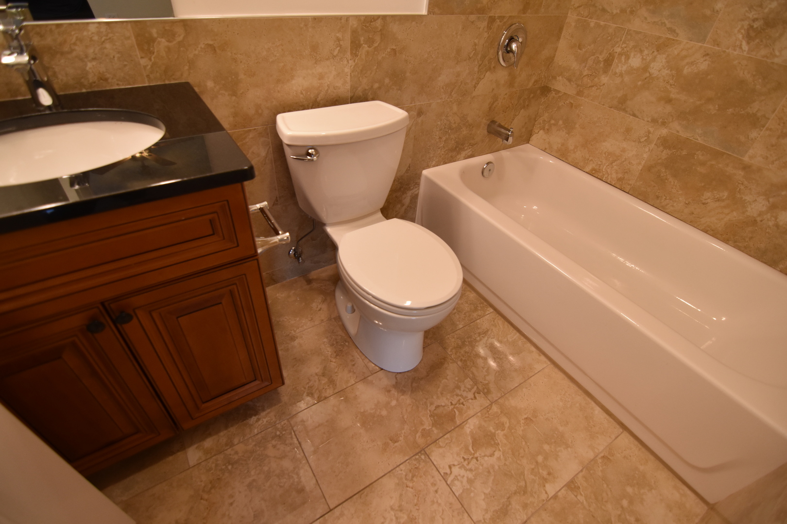 4520 North Beacon Street, Unit 202 Chicago, IL 60640 - Photo 13 of 15