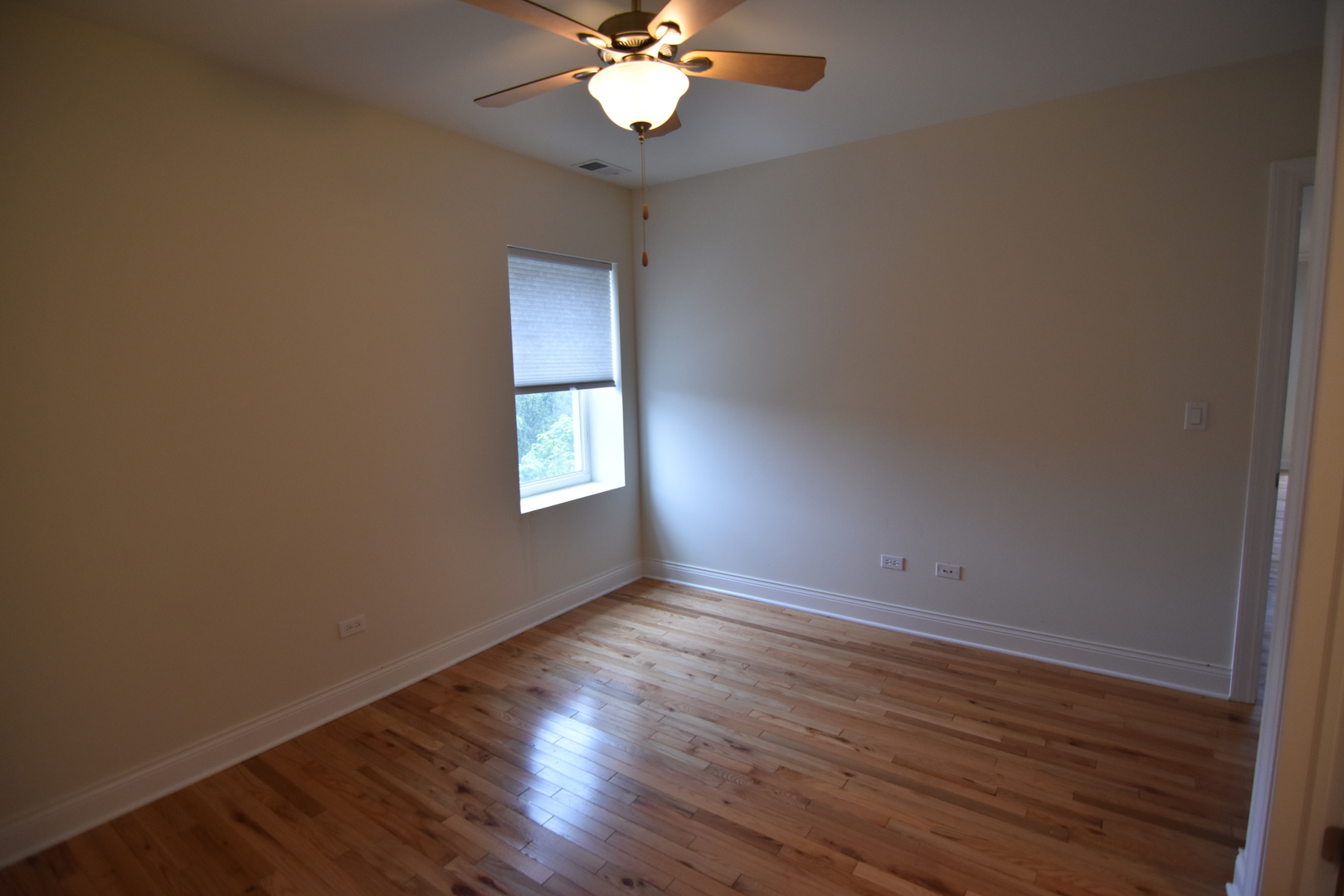 4520 North Beacon Street, Unit 202 Chicago, IL 60640 - Photo 7 of 15