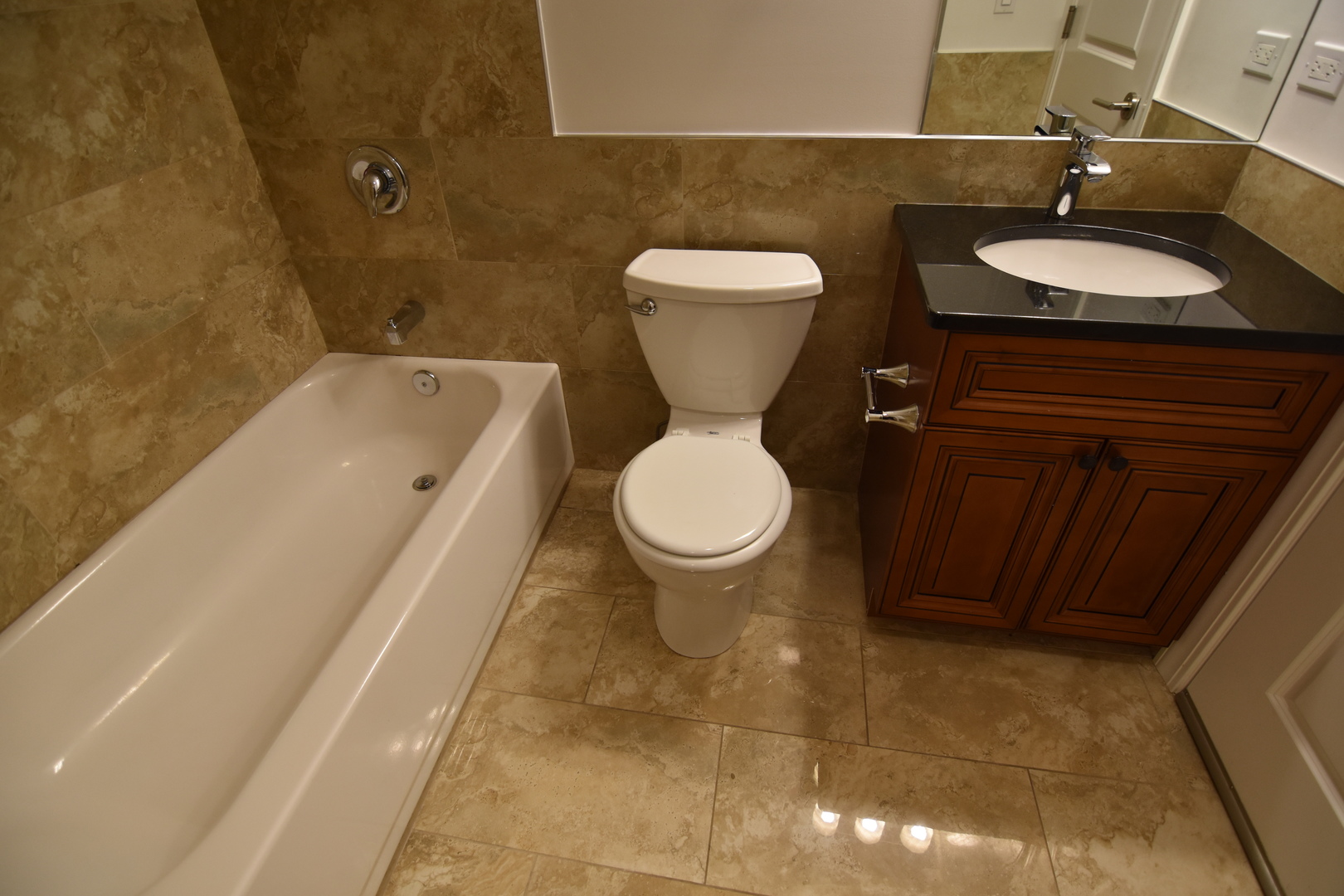 4520 North Beacon Street, Unit 202 Chicago, IL 60640 - Photo 10 of 15