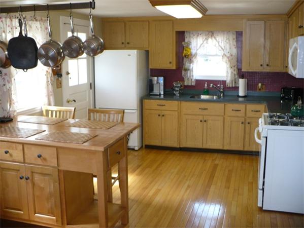 14 Barker Road Malden, MA 02148 - Photo 5 of 11 Gallery Image 5